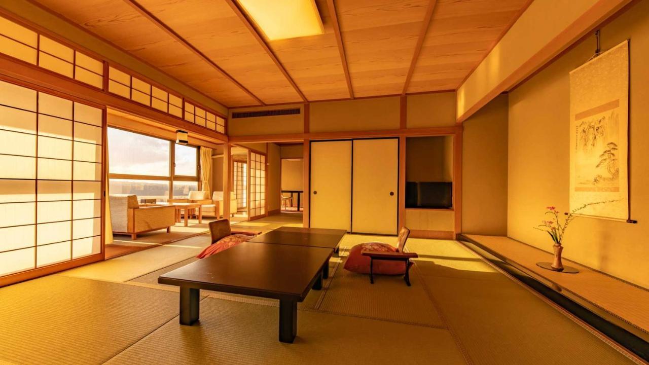 Fujiya Hotel Kaga  Buitenkant foto