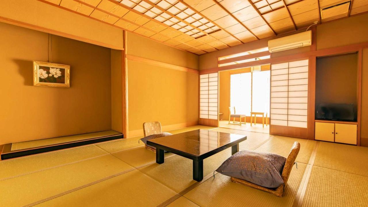 Fujiya Hotel Kaga  Buitenkant foto