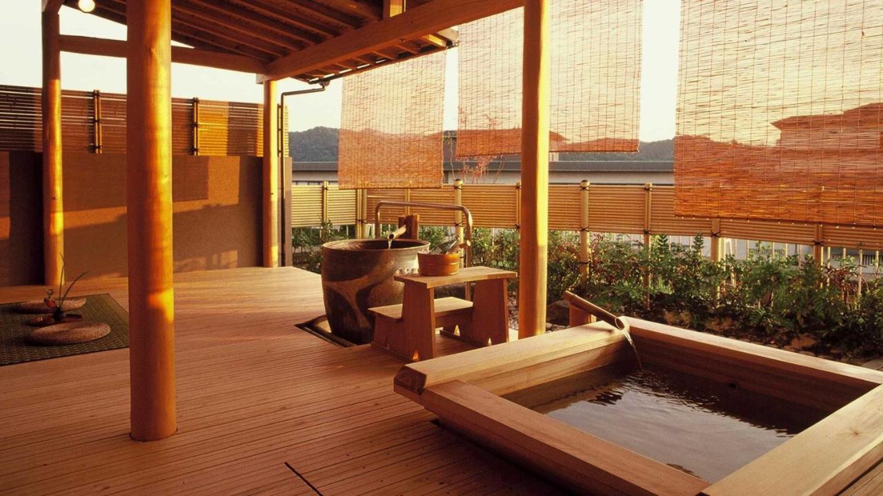Fujiya Hotel Kaga  Buitenkant foto